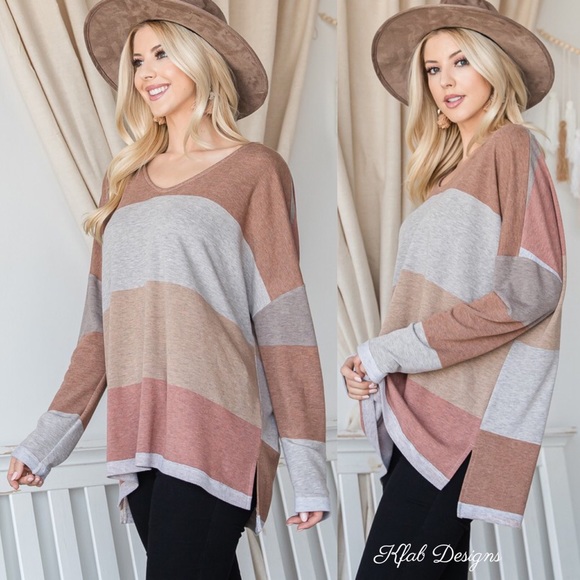 ❤️LAST 1! V Neck Relaxed Fit Multi Stripe Soft Top! - Picture 6 of 7